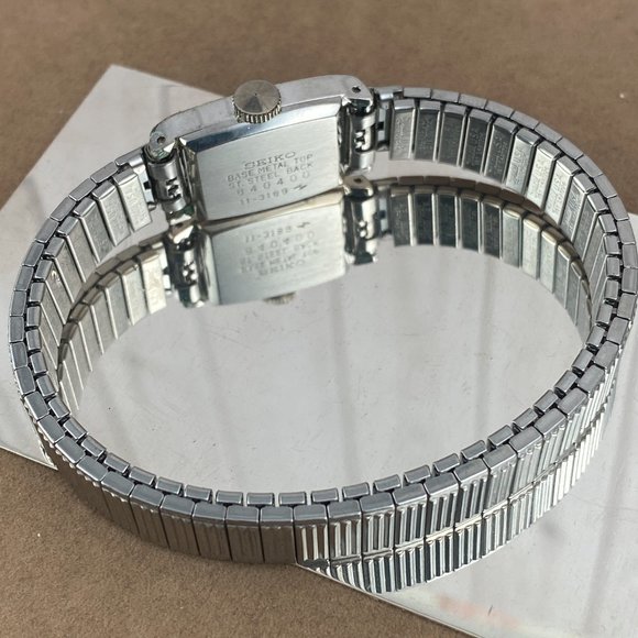 Vintage Seiko Hand Wind Dress Wrist Watch Blue Dial Silver hands and markers - Picture 5 of 7